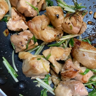 鶏モモと水菜のガーリックポン酢炒め